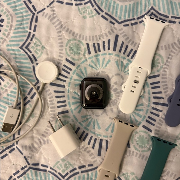 Apple Watch - Picture 4 of 4